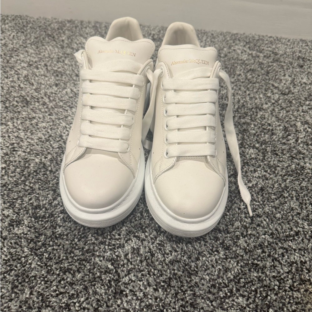 Women’s Alexander McQueen Sneakers, Size 39, Fits Women 8.5-9